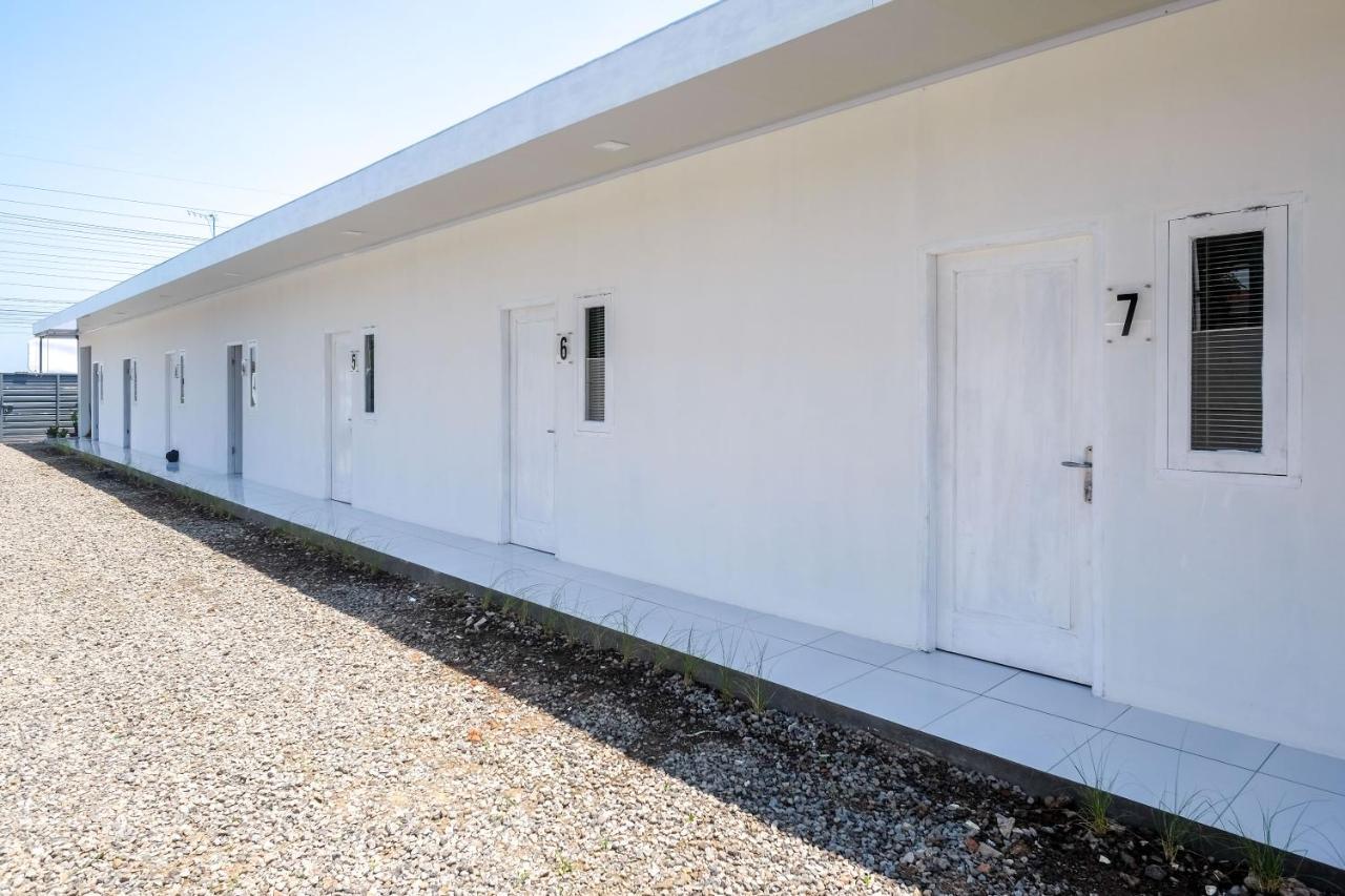 Reddoorz Near Tugu Kartasura Hotel Sukoharjo Екстериор снимка