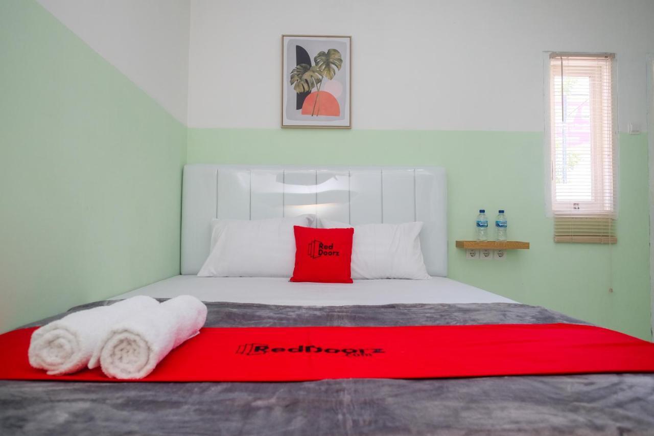 Reddoorz Near Tugu Kartasura Hotel Sukoharjo Екстериор снимка