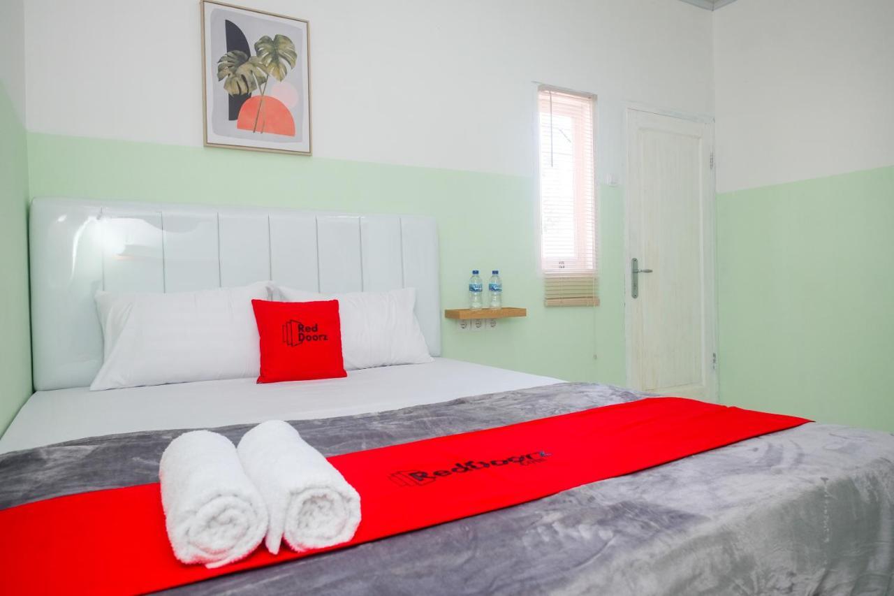 Reddoorz Near Tugu Kartasura Hotel Sukoharjo Екстериор снимка